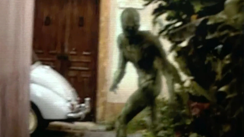 Alien sighting broadcast on television