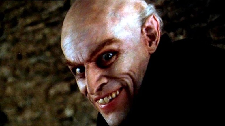 Max Schreck smirking