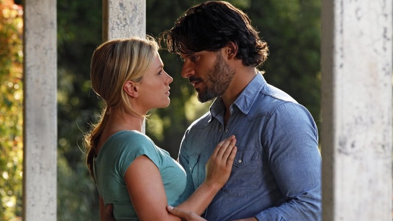 Sookie and Alcide embracing