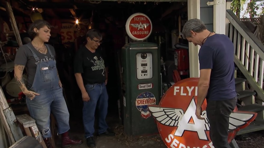 American Pickers' Danielle Colby and Mike Wolfe on a pick 