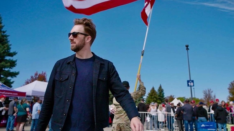 Jordan Klepper at a trump rally