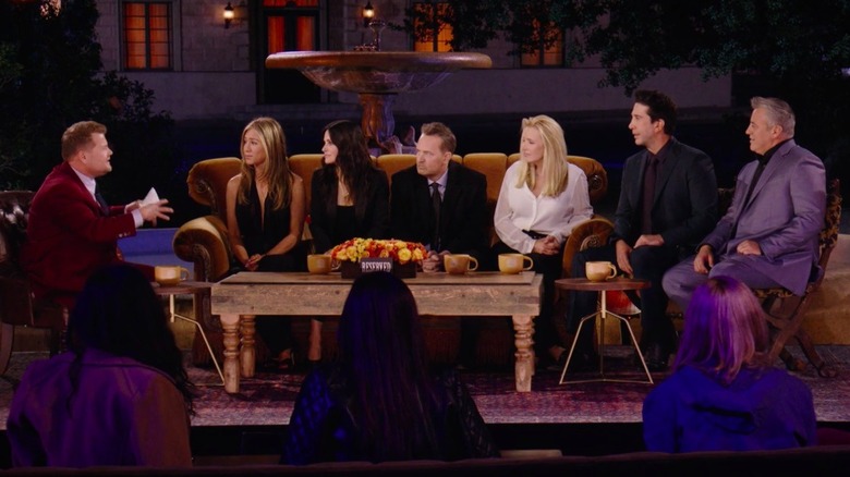 Friends cast on couch  