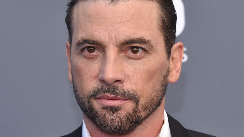 Skeet Ulrich smirking