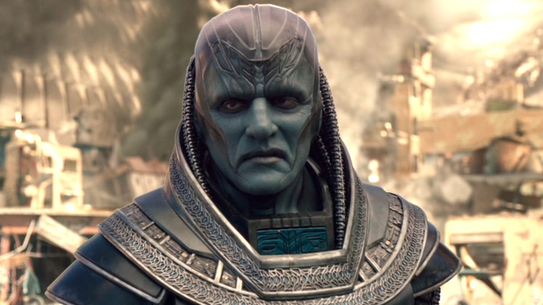 Oscar Isaac in Apocalypse costume