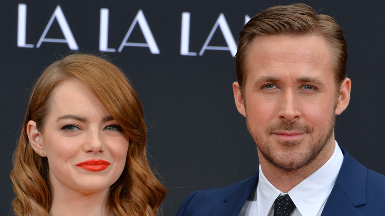 Ryan Gosling and Emma Stone pose