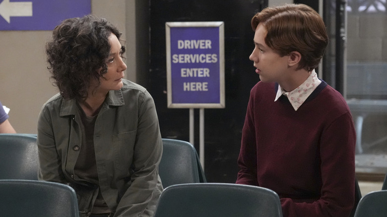 Sara Gilbert and Ames McNamara on The Conners