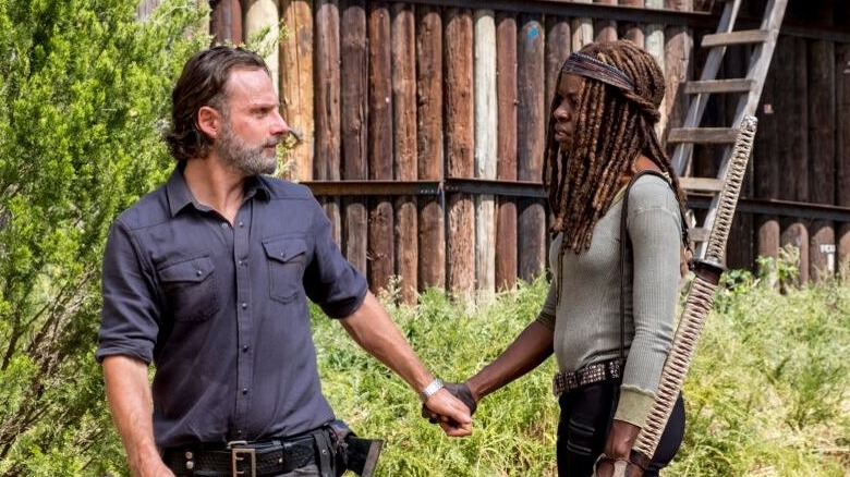 Rick and Michonne holding hands