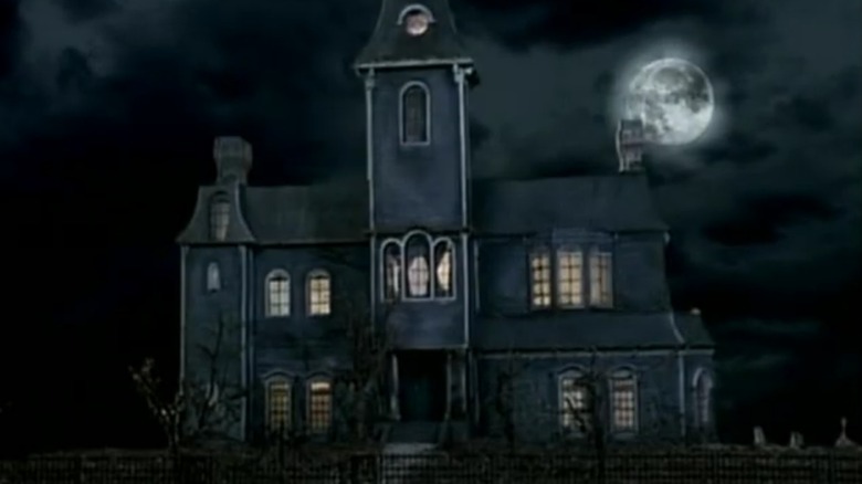 Addams family mansion at night ('90s)