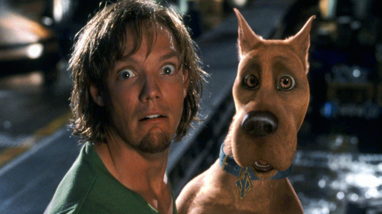 Shaggy and Scooby-Doo look scared in Scooby-Doo (2002)