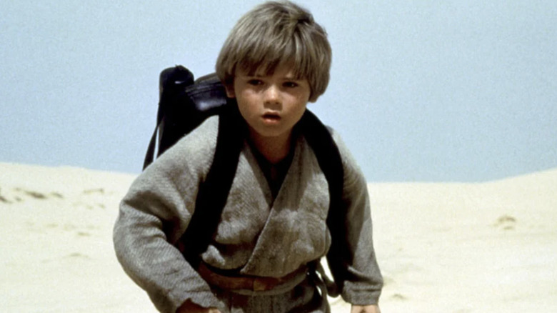 Anakin walking in sand