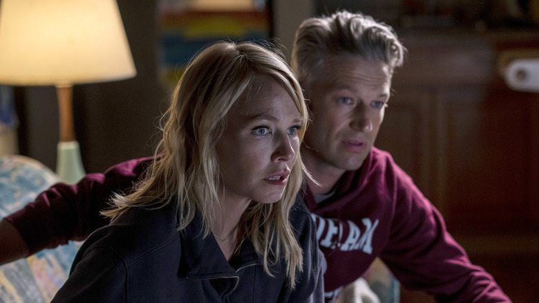 Kelli Giddish and Peter Scanavino in SVU