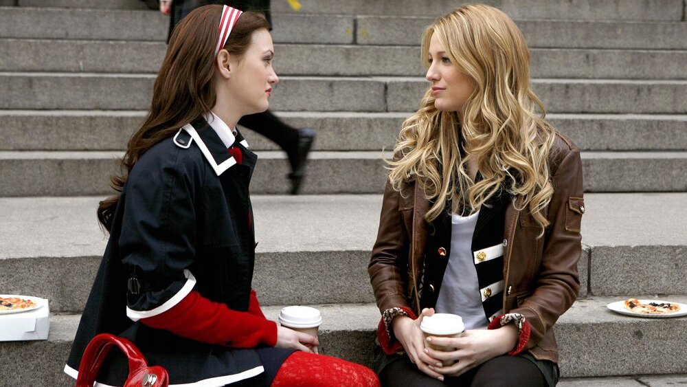 Leighton Meester and Blake Lively in Gossip Girl