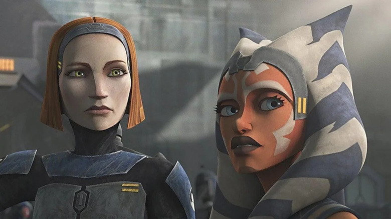 Bo-Katan stands with Ahsoka