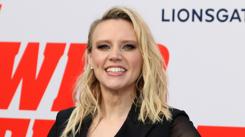 Kate McKinnon smiling