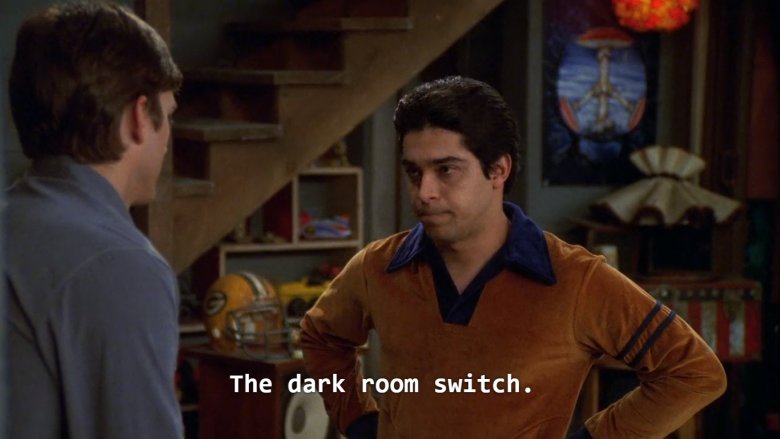 fez suggests dark room switch to kelso