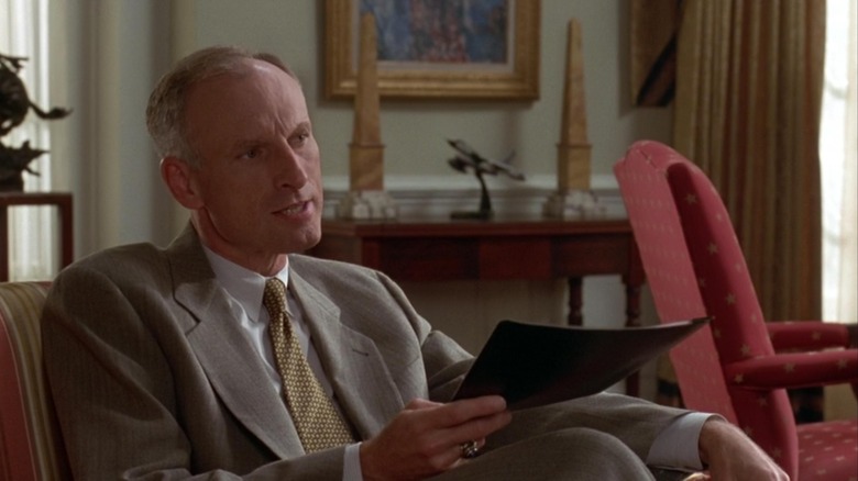 James Rebhorn looking angry in Independence Day