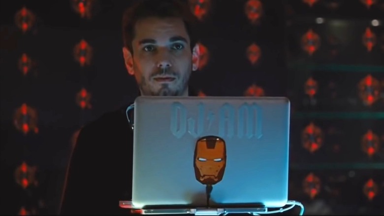 DJ AM in Iron Man 2