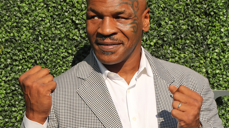 Mike Tyson making fists