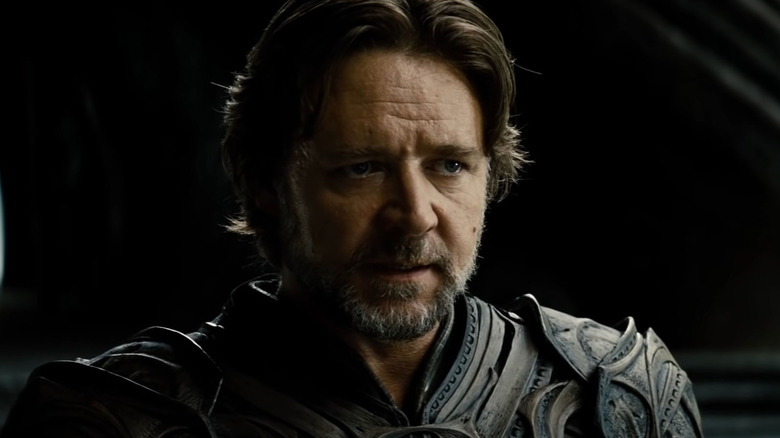 Jor-El looking concerned