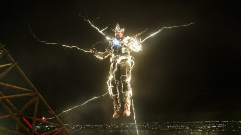 Electro flying and using lightning