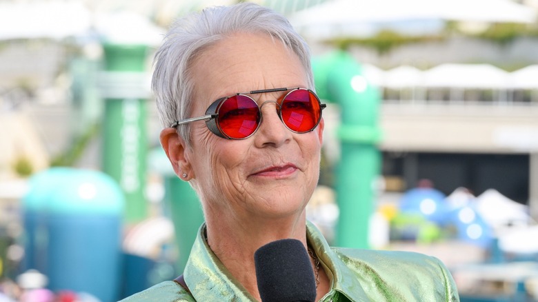 Jamie Lee Curtis smiling