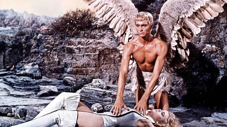 Jane Fonda gets touched by angel