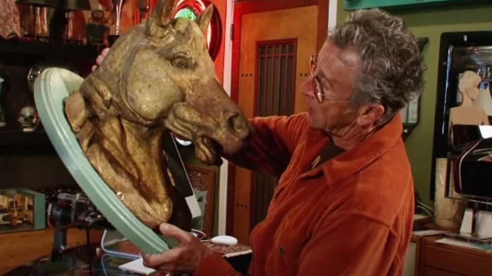 Storage Wars horse head