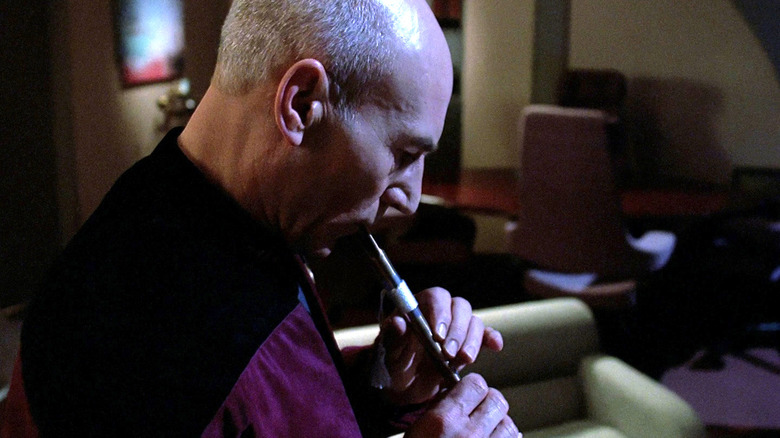 Picard plays his Ressikan flute