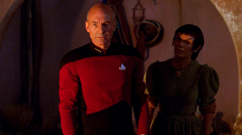 Picard and Mintakan leader Nuria