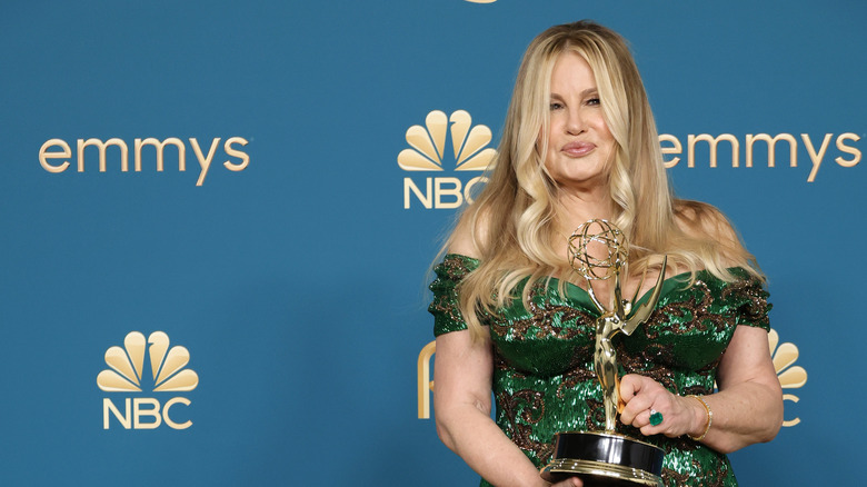 Jennifer Coolidge holding Emmy