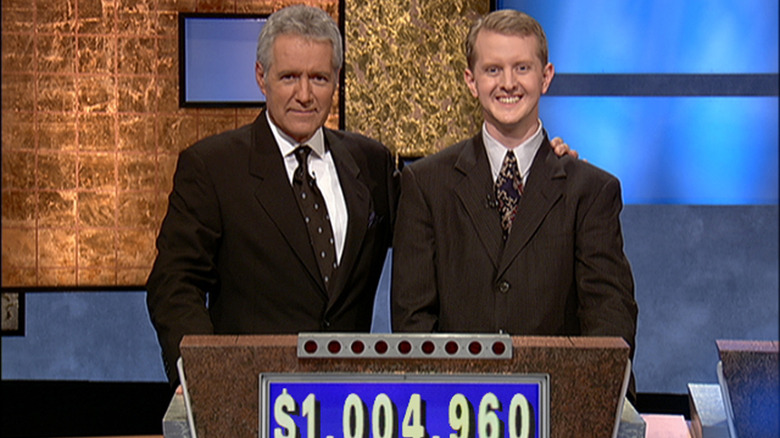 Alex Trebek and Ken Jennings smiling 