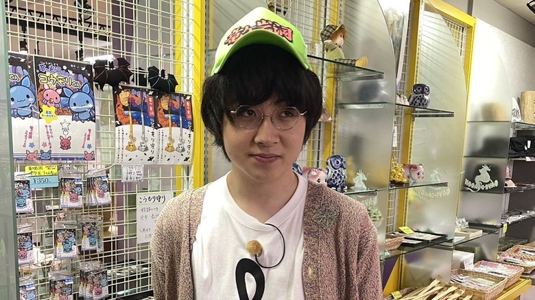 Soushi Sakiyama in a store