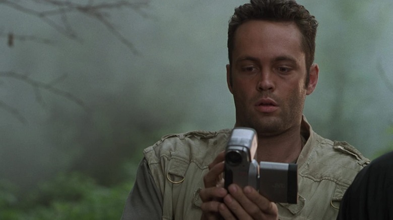 Vince Vaughn taking videos of dinosaurs