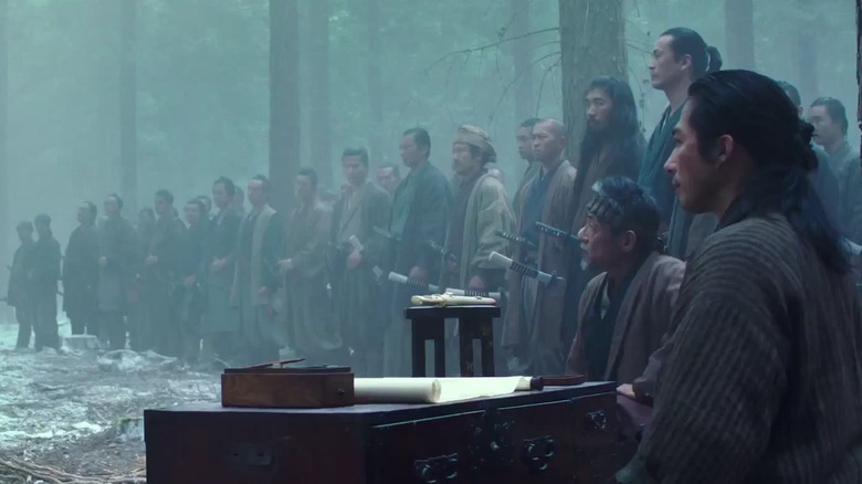 47 Ronin crowd