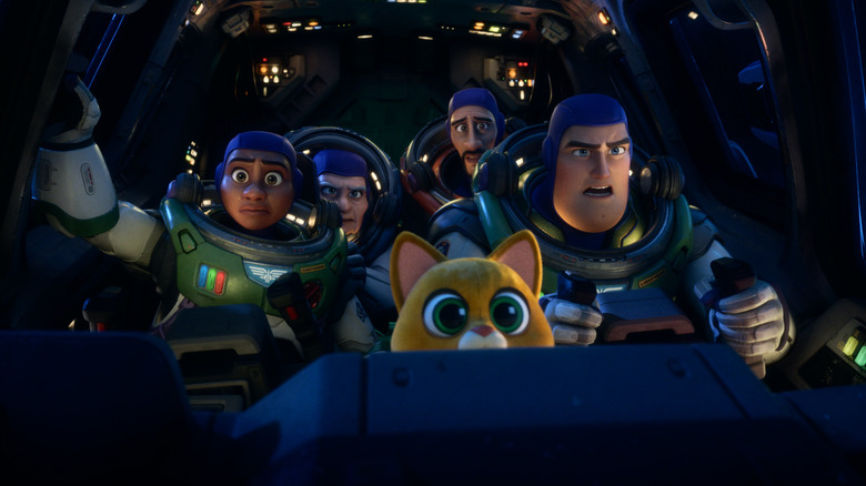 Izzy, Darby, Mo, Buzz, and Sox in a spaceship