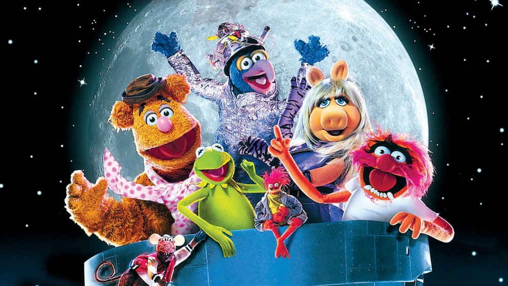 Kermit and friends in Muppets from Space