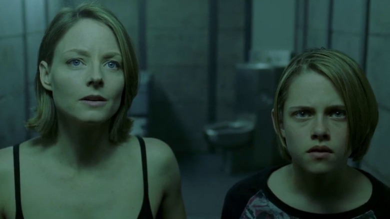 Jodie Foster and Kristen Stewart hunker down