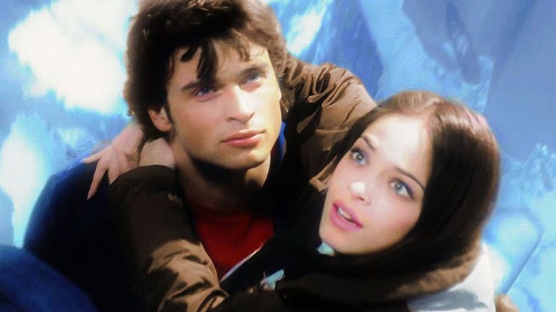 Clark flies Lana into the fortress Smallville