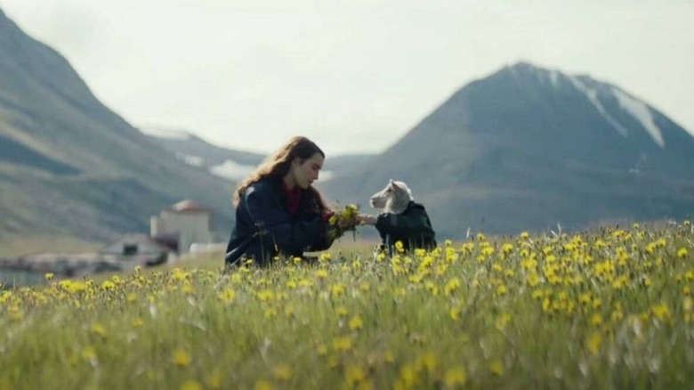 Maria and Ada in field