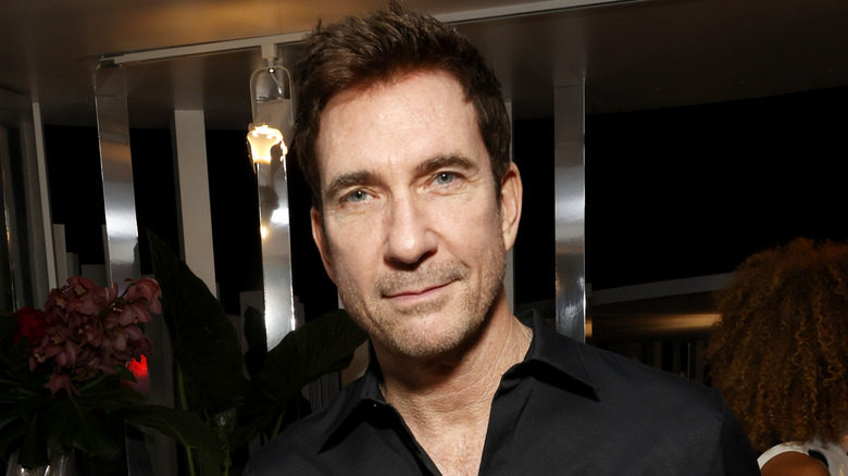 Dylan McDermott posing