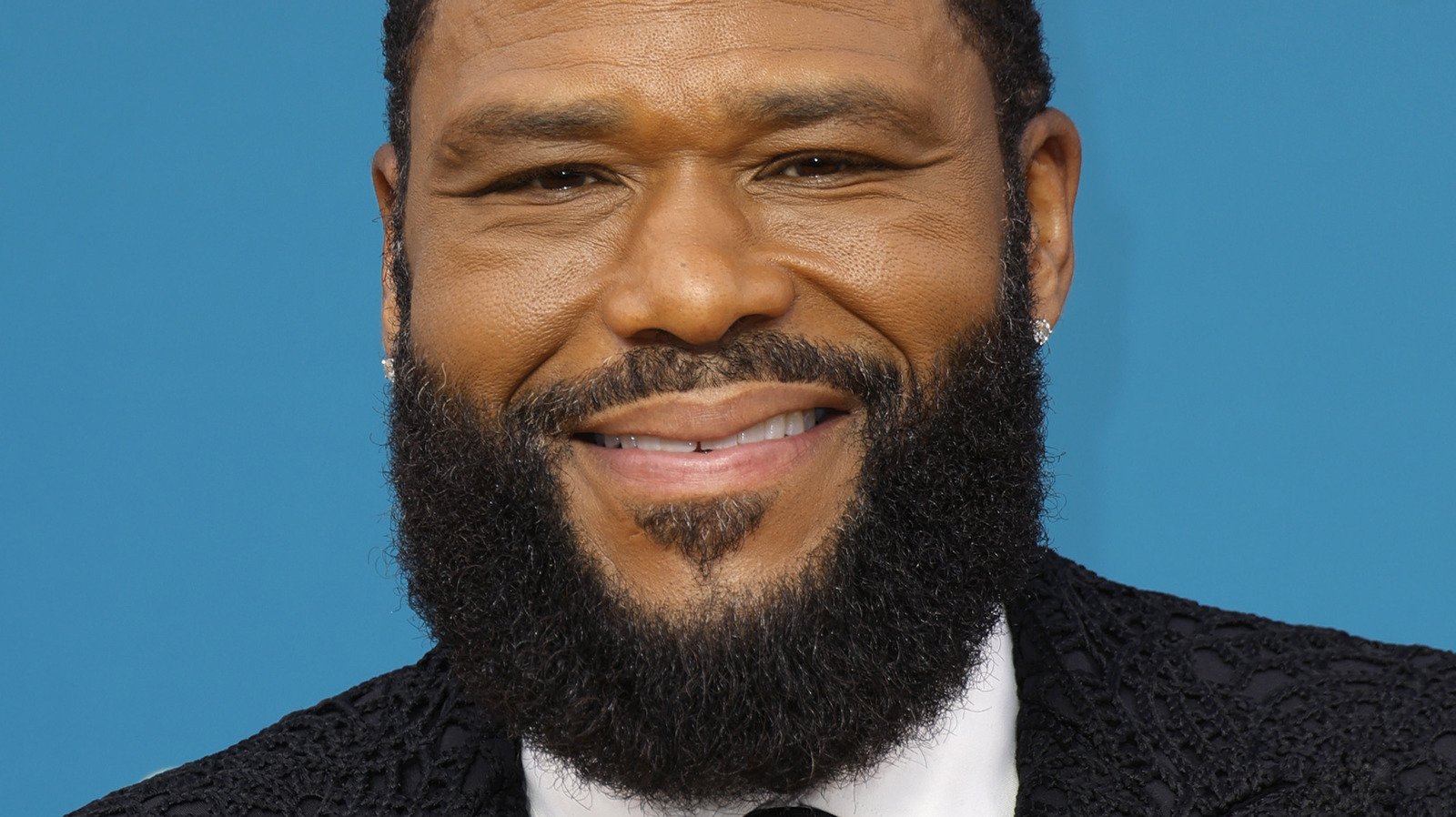 Law & Order's Anthony Anderson Jokes About Former Co-Star Jeffrey ...