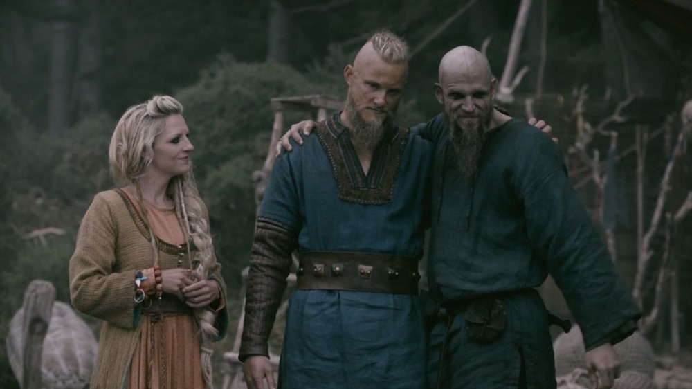 Bjorn and Floki embrace