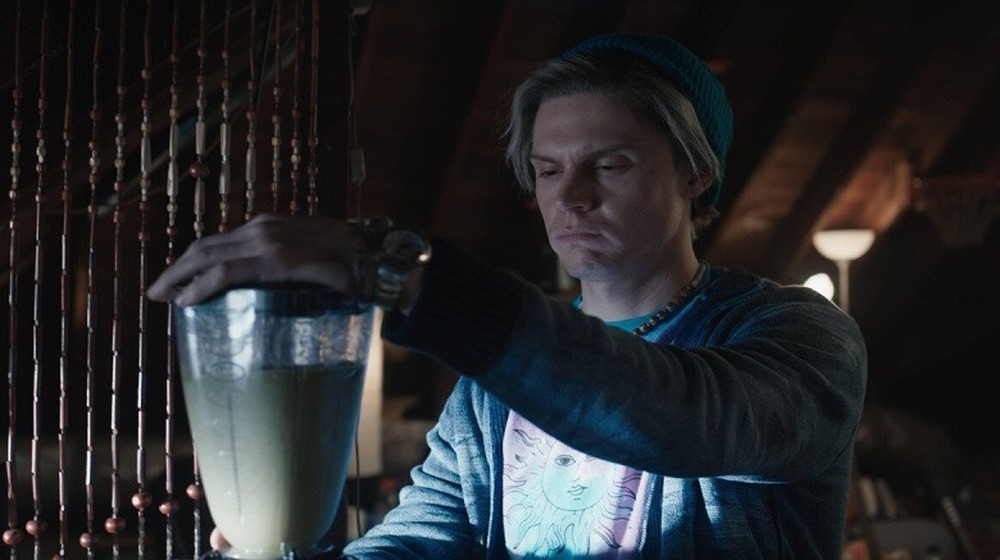 Fake Pietro making smoothies