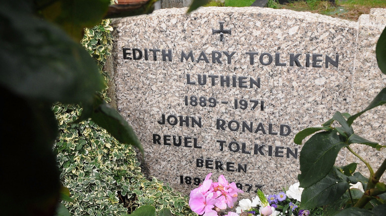 Tolkien's grave stone