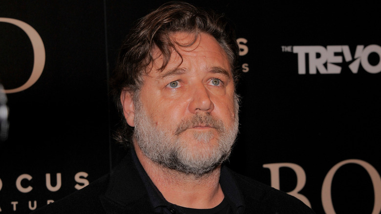 Russell Crowe looking concerned