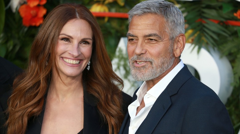 Julia Roberts George Clooney red carpet