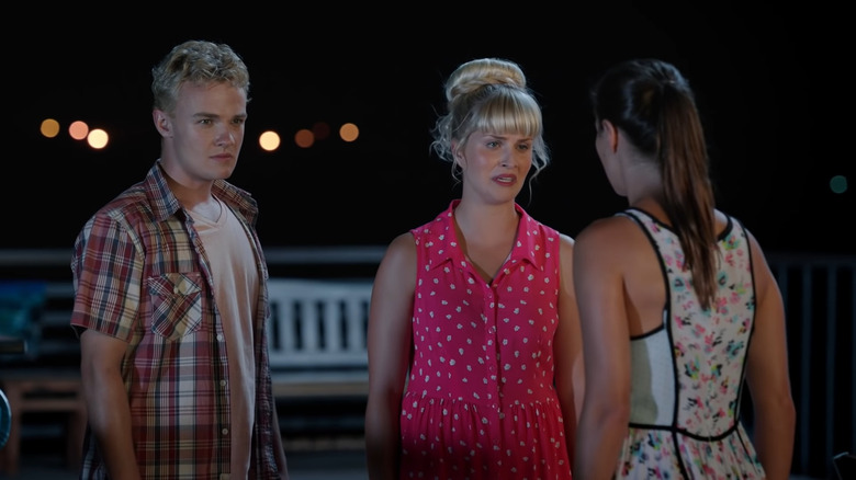 Mako Mermaids teens on boardwalk