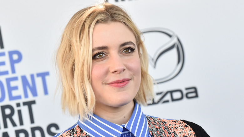 Greta Gerwig short blonde hair