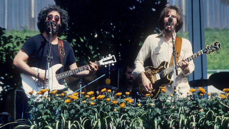 Jerry Garcia and Bob Weir of The Grateful Dead