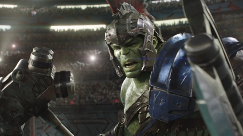 Hulk prepares to fight in Thor: Ragnarok